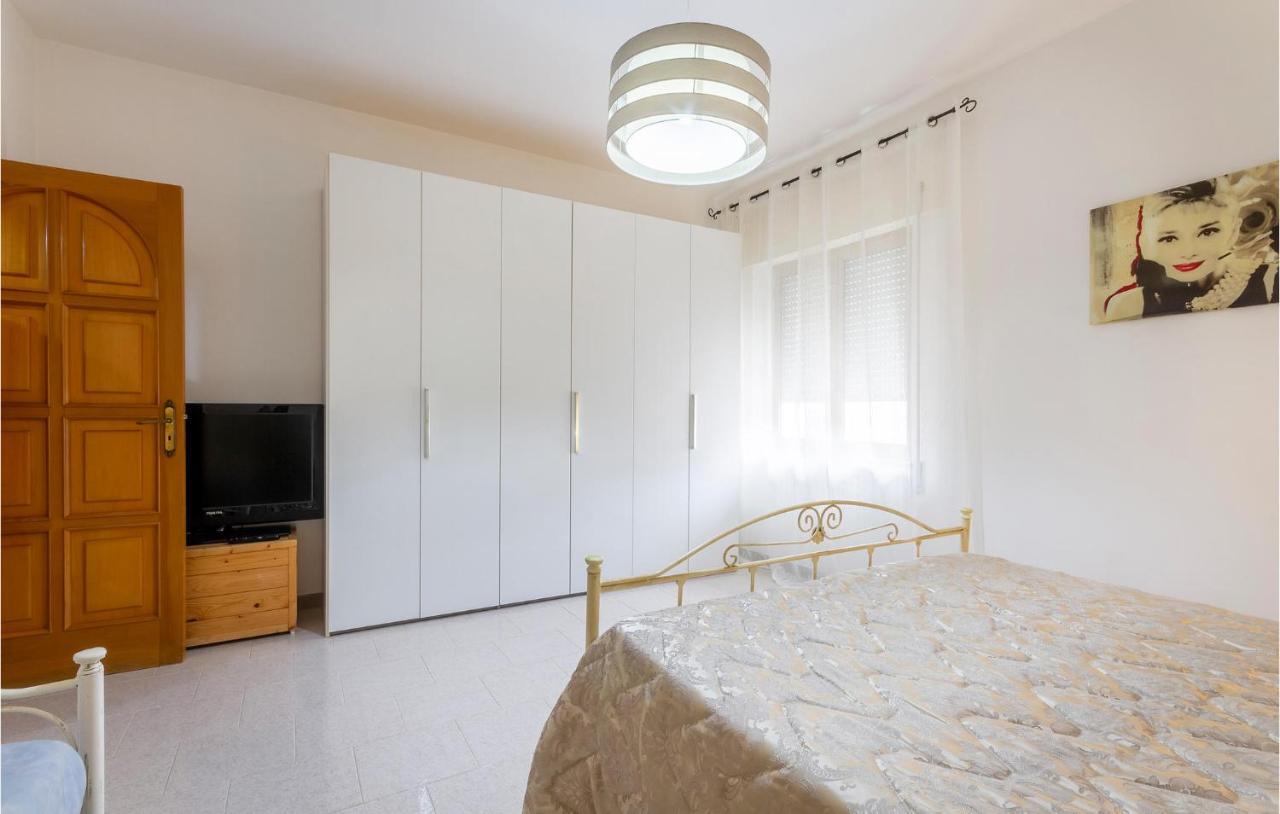 Lovely Apartment In Carovigno With Kitchen エクステリア 写真