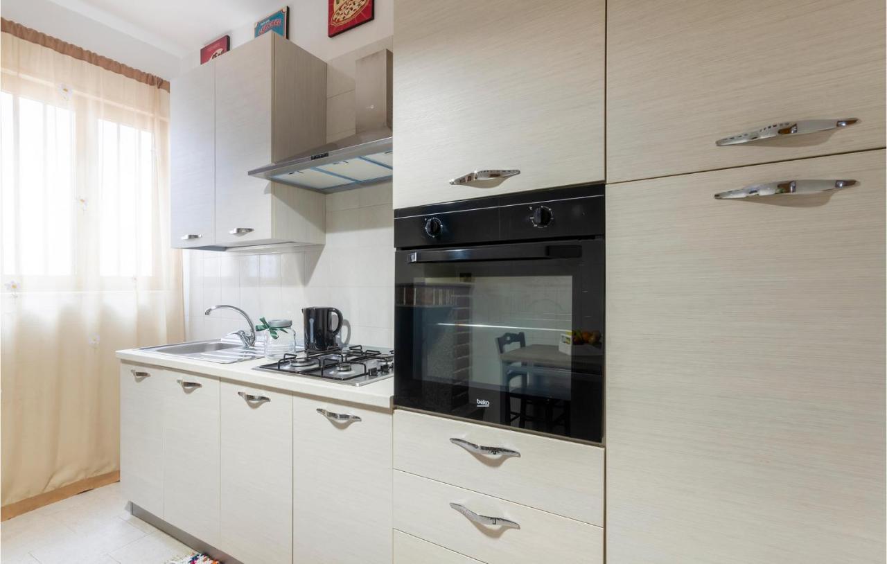 Lovely Apartment In Carovigno With Kitchen エクステリア 写真