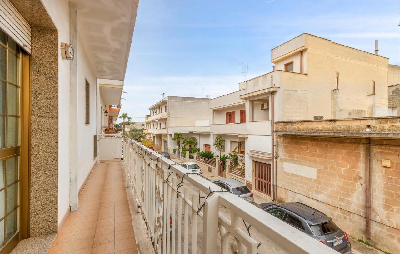 Lovely Apartment In Carovigno With Kitchen エクステリア 写真