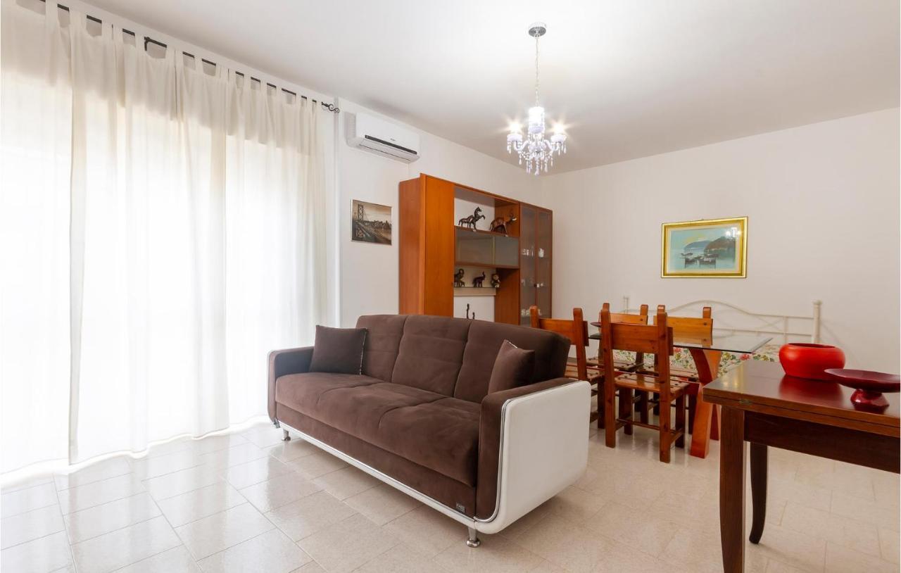 Lovely Apartment In Carovigno With Kitchen エクステリア 写真